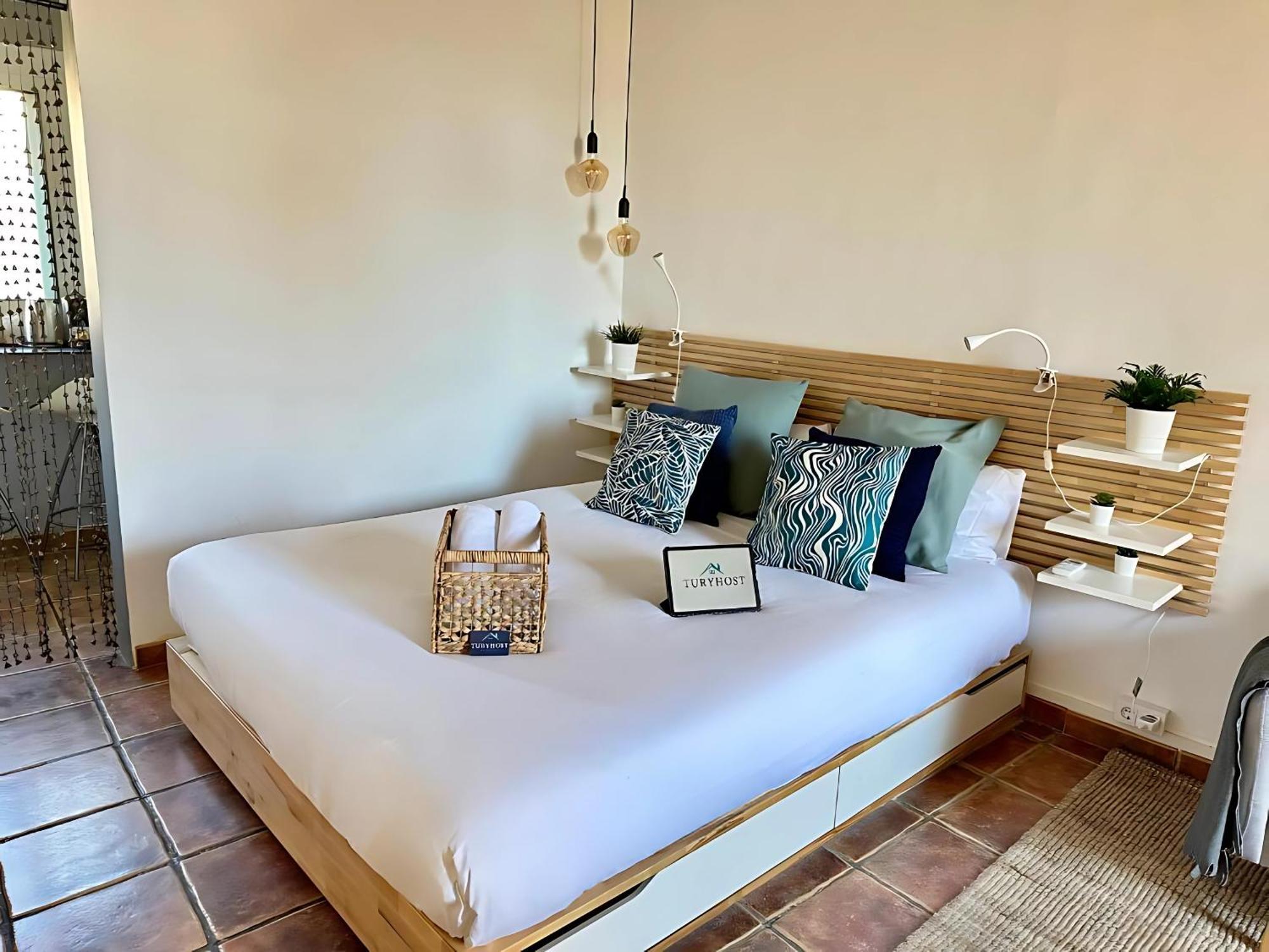Taulat Loft L Poblenou Beach L Self Check In L Terrace Penthouse برشلونة المظهر الخارجي الصورة